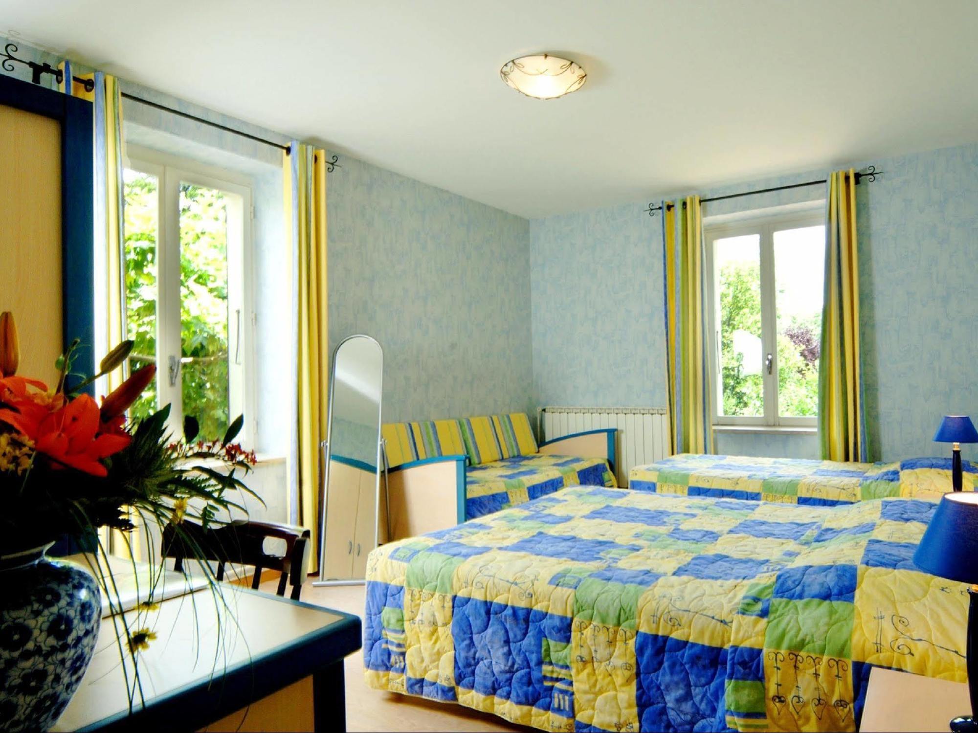 Logis Hotel Des Voyageurs Restaurant La Bonne Tabl'Hay Ливрон-сюр-Дром Экстерьер фото